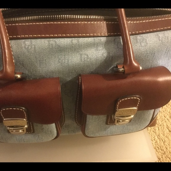 Dooney&Bourke purse and accessories - Picture 4 of 7